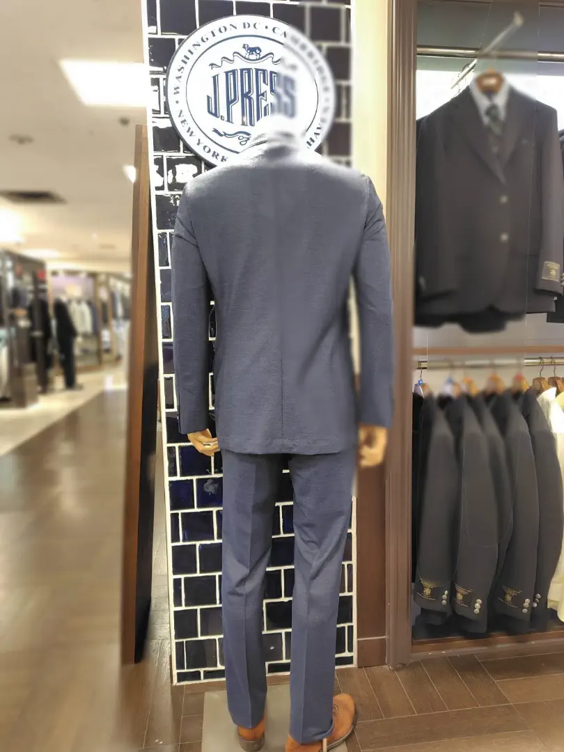 GOTAIRIKU スタッフ コーディネート画像