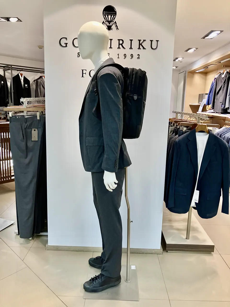 GOTAIRIKU 東 コーディネート画像