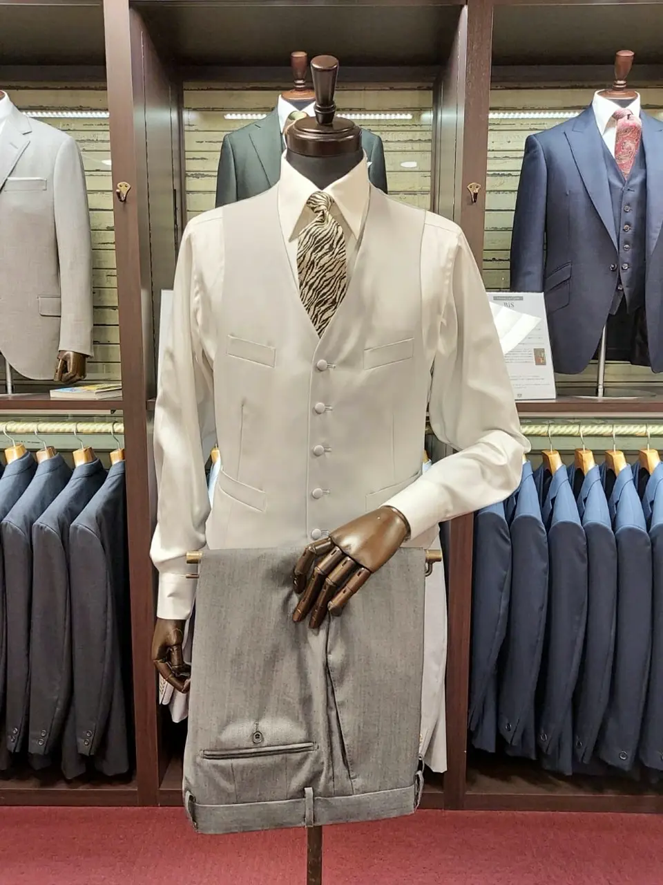 GOTAIRIKU 兼田 コーディネート画像