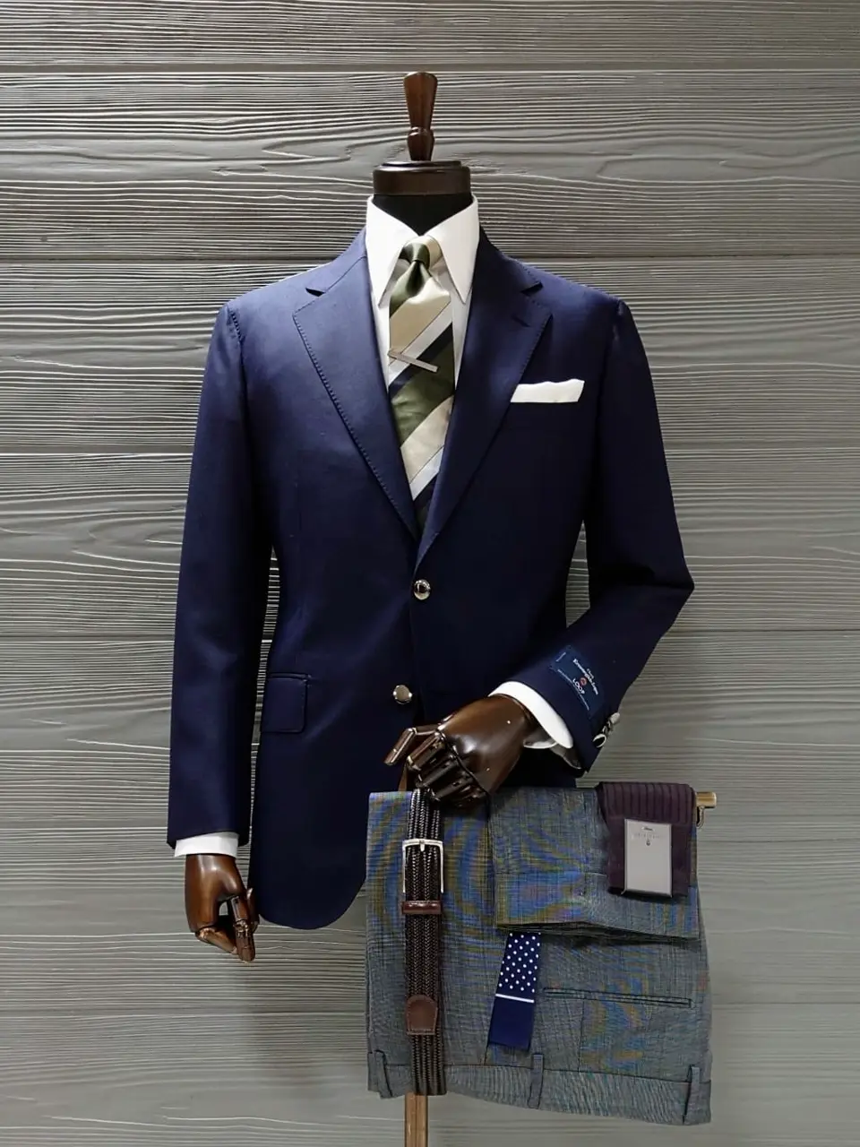  八幡 コーディネート画像