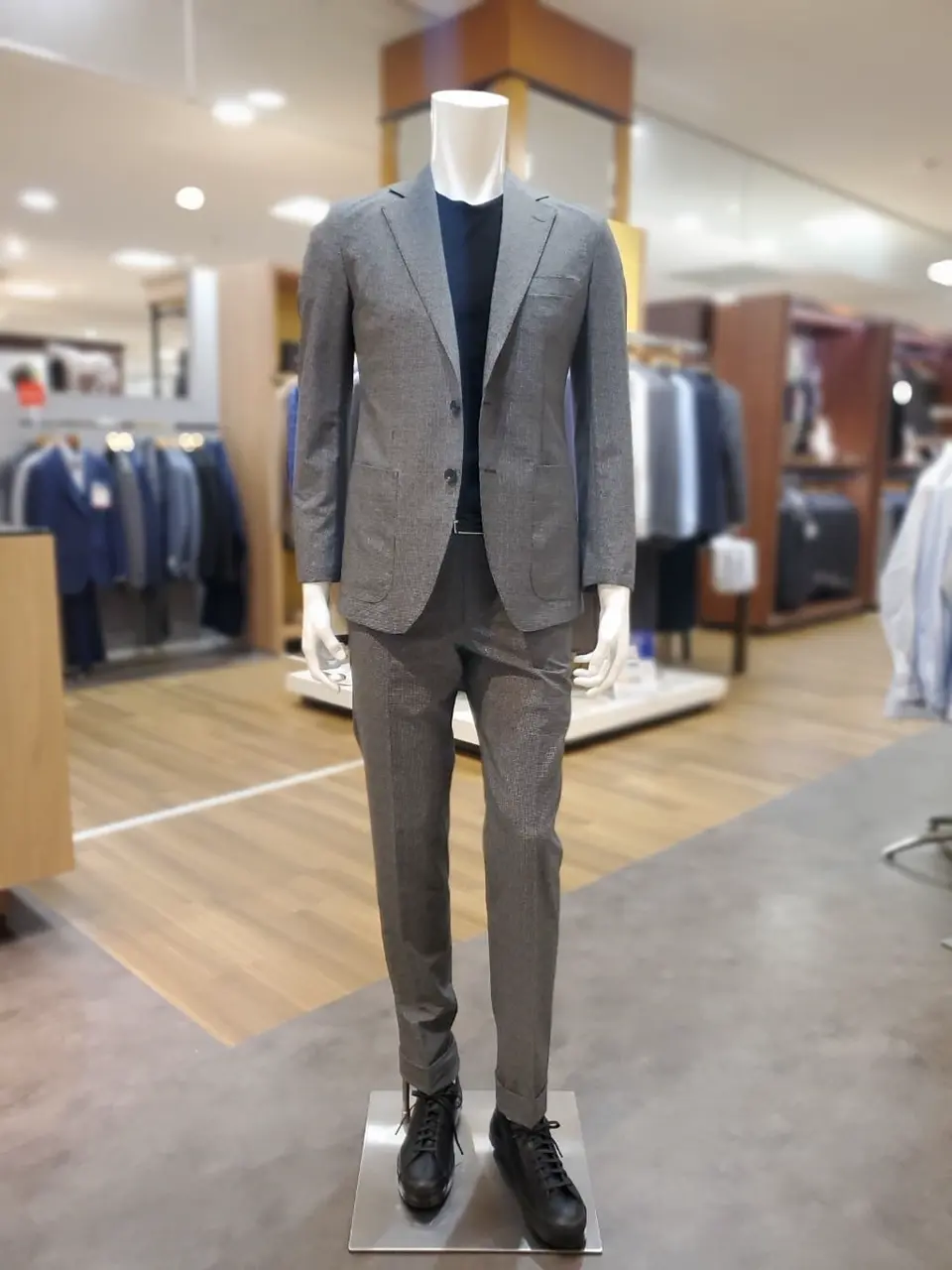 GOTAIRIKU 市田 コーディネート画像