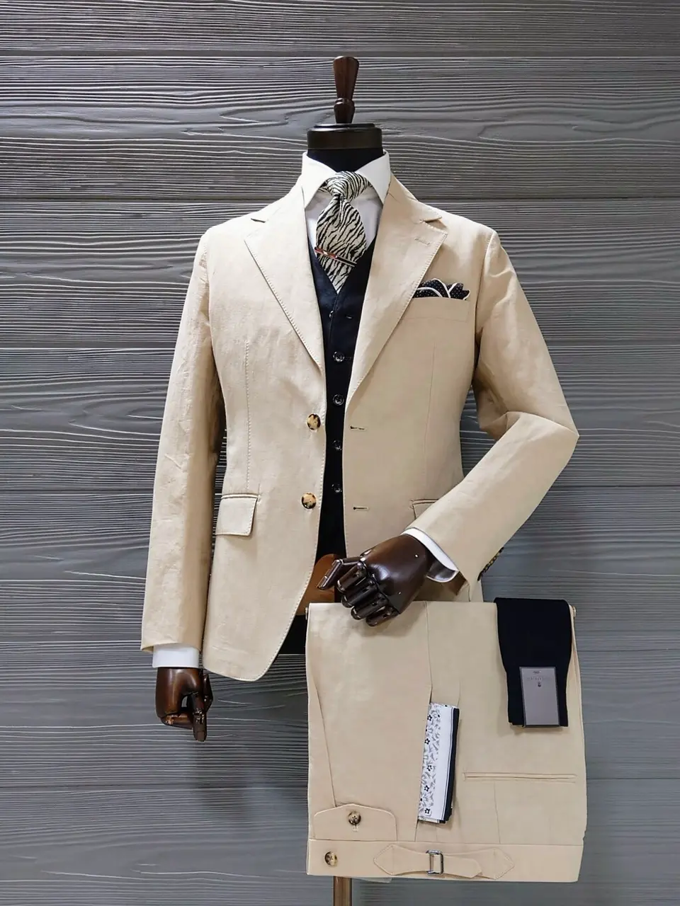 GOTAIRIKU 八幡 コーディネート画像