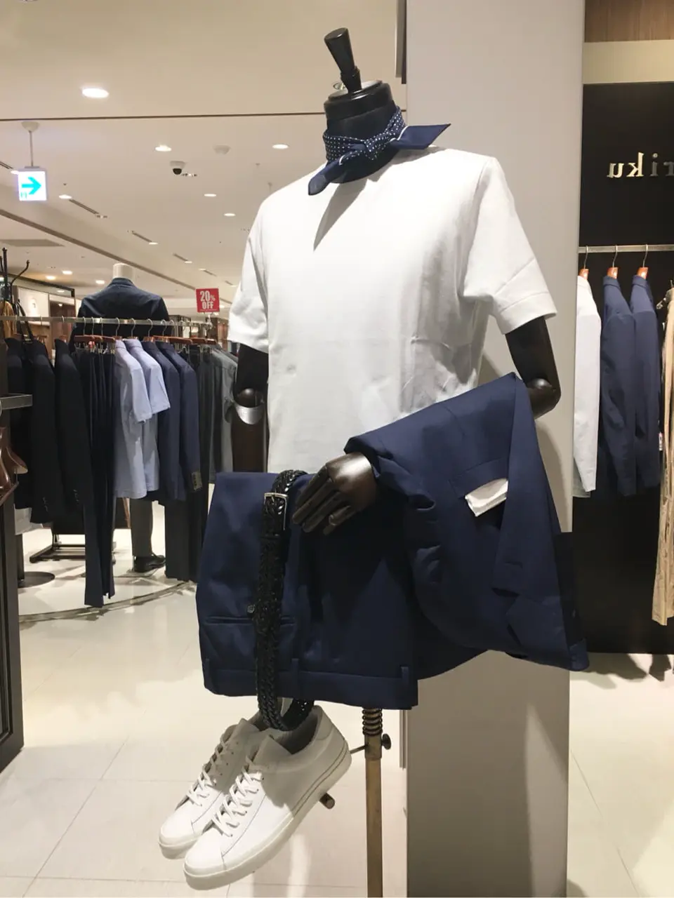 GOTAIRIKU 池田 コーディネート画像