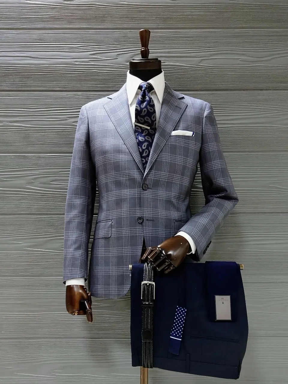  八幡 コーディネート画像