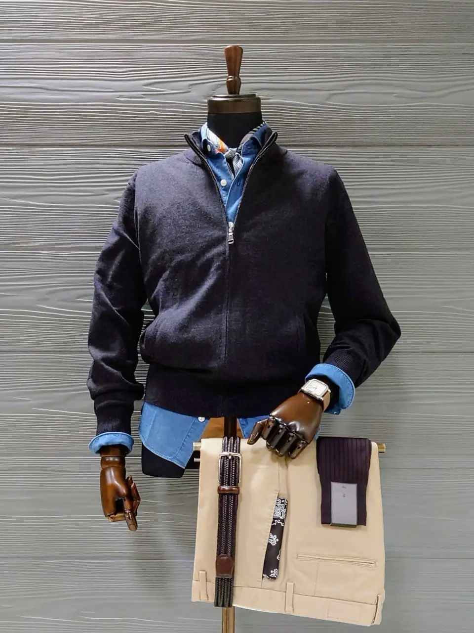  八幡 コーディネート画像