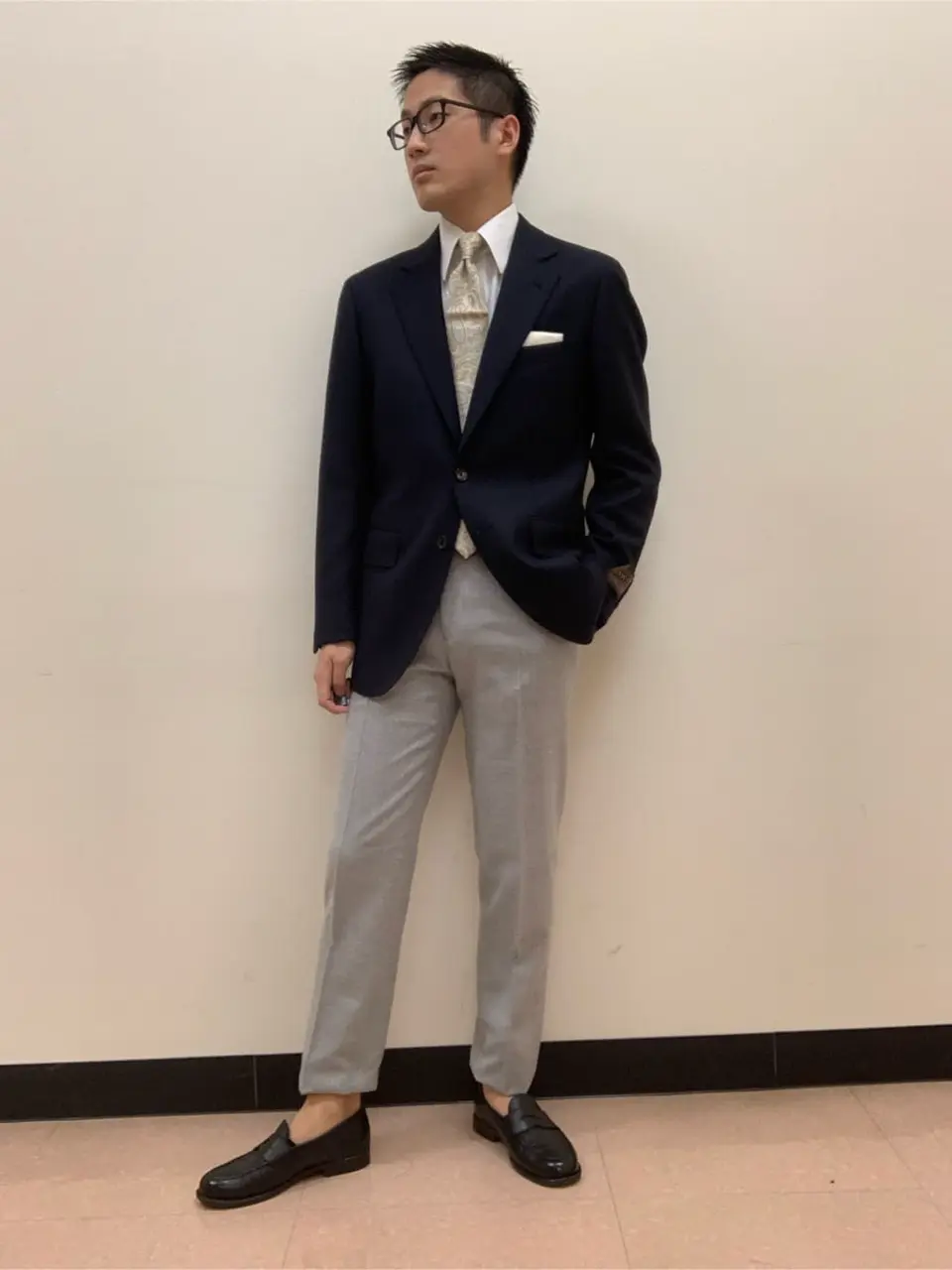  アゼチ コーディネート画像