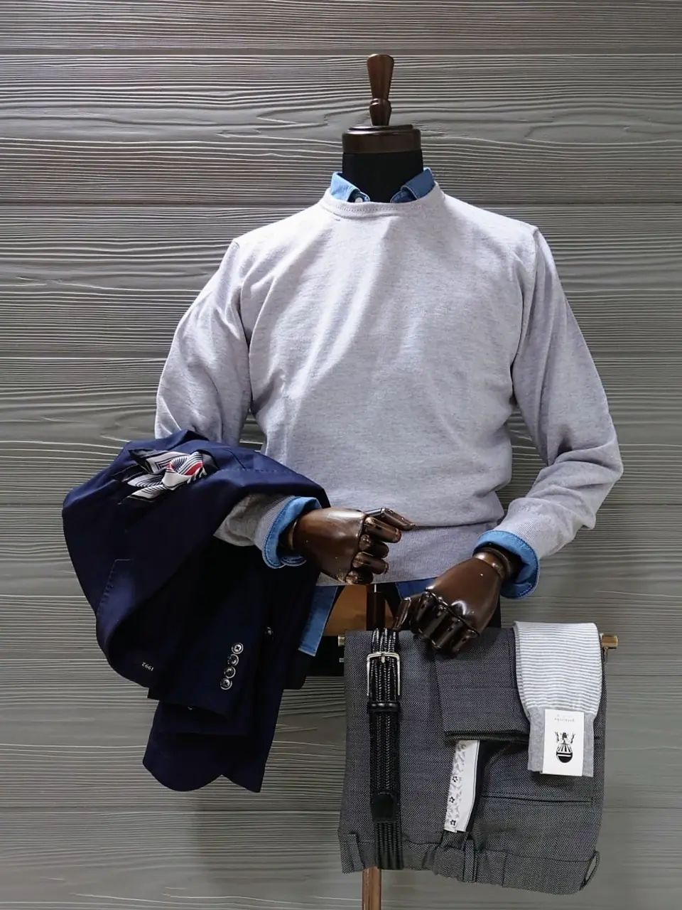  八幡 コーディネート画像