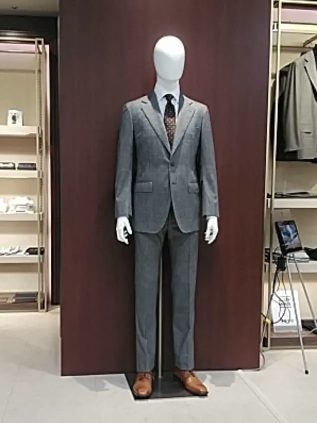  足立 コーディネート画像