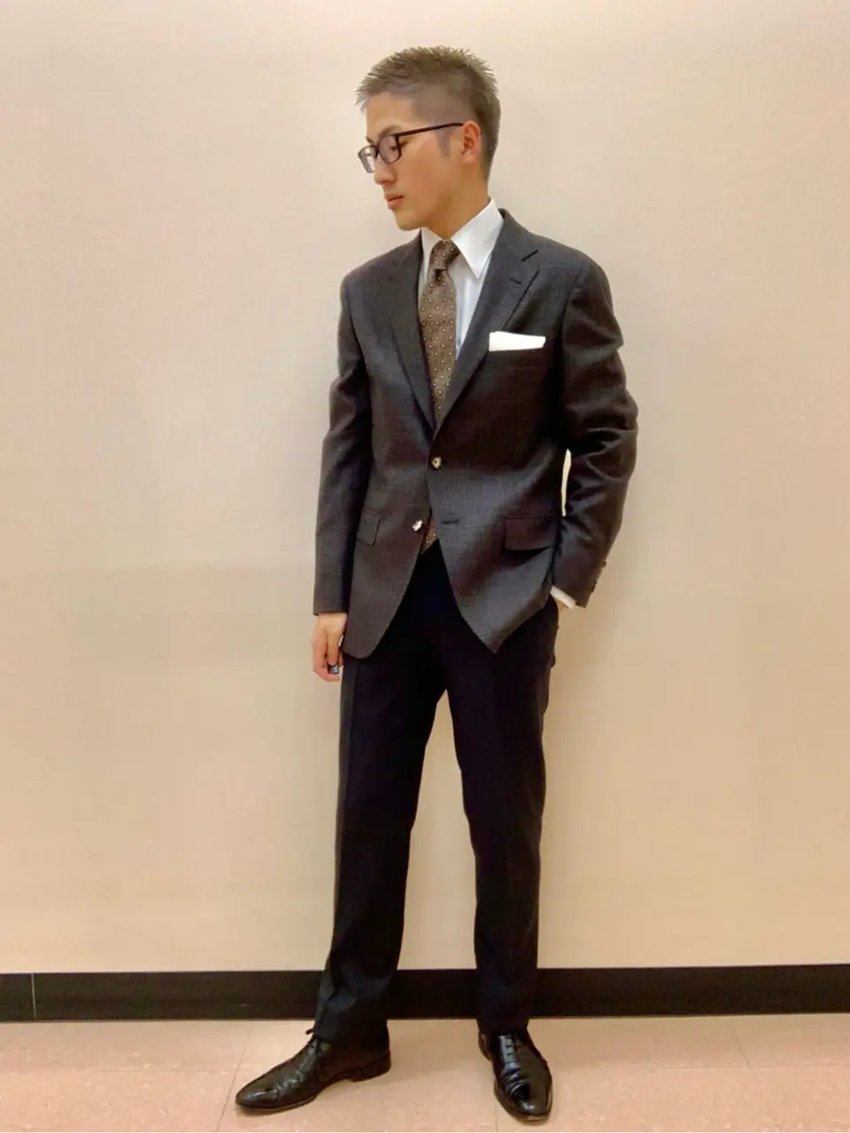  アゼチ コーディネート画像