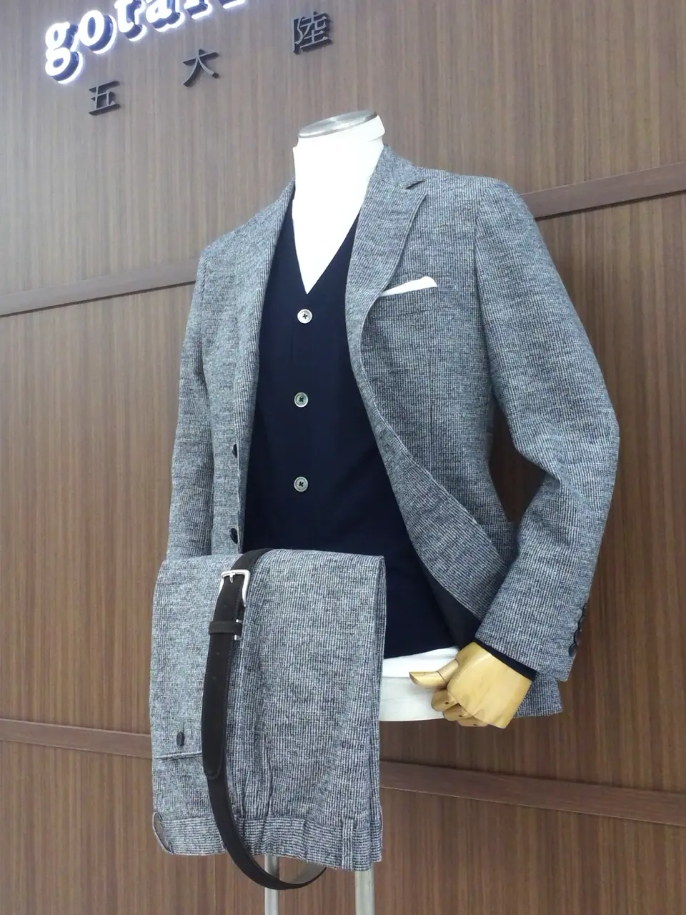 GOTAIRIKU 菊池 コーディネート画像