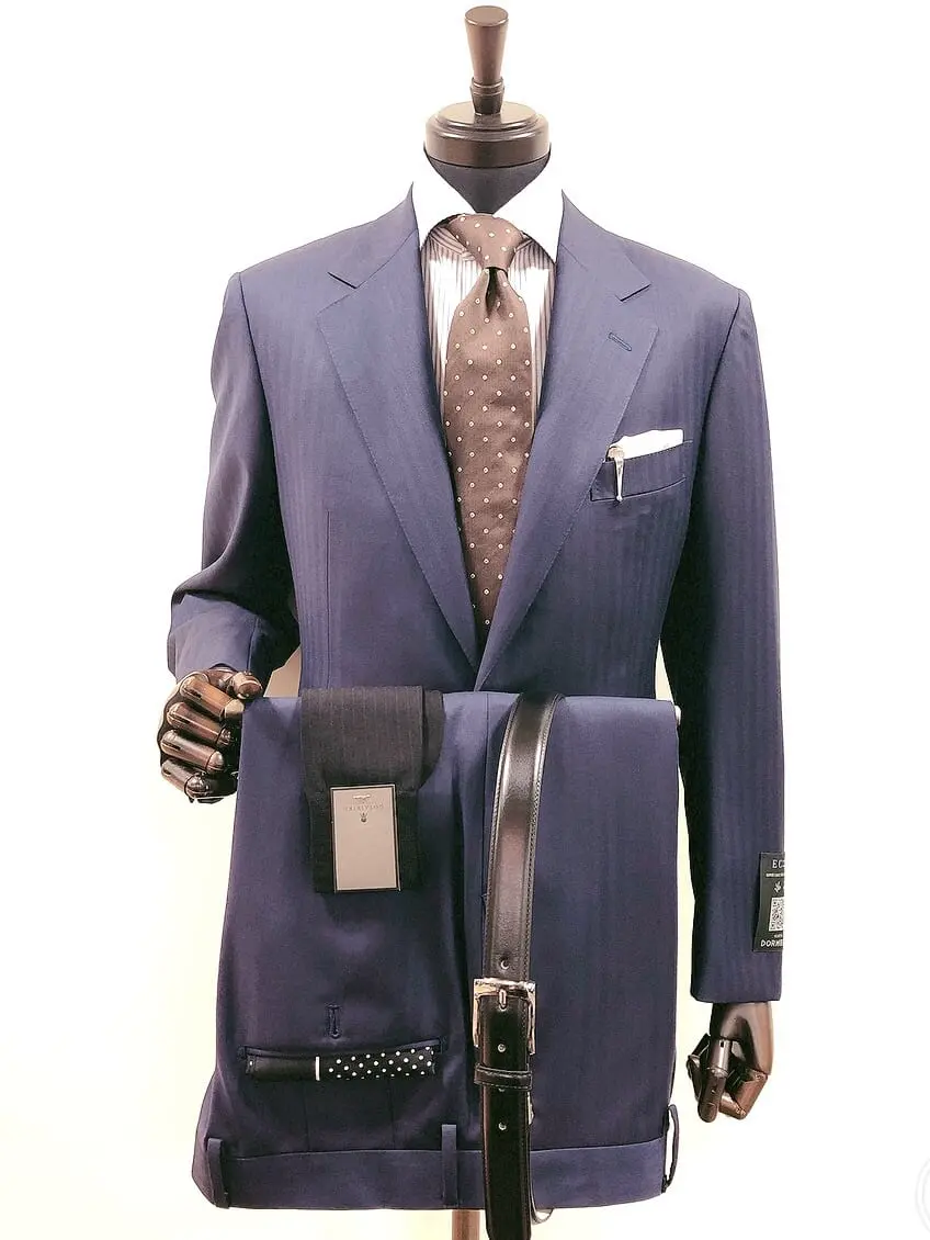  小管 コーディネート画像