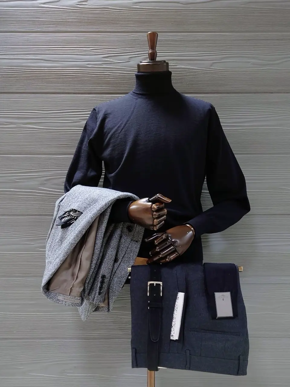  八幡 コーディネート画像