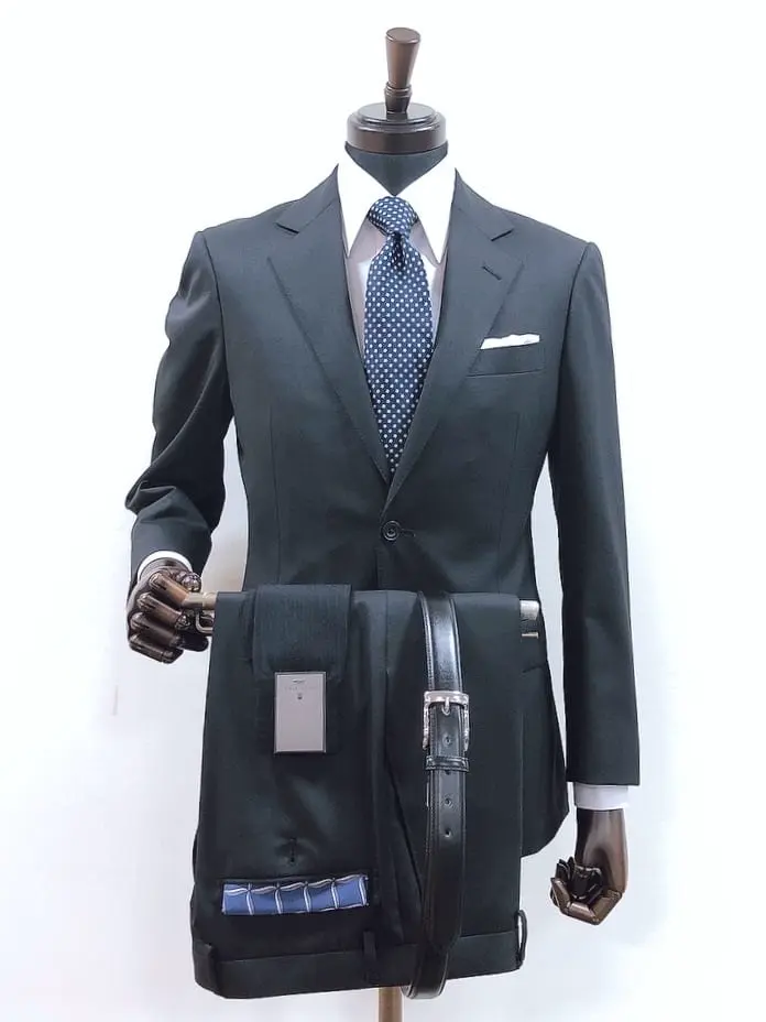  小管 コーディネート画像