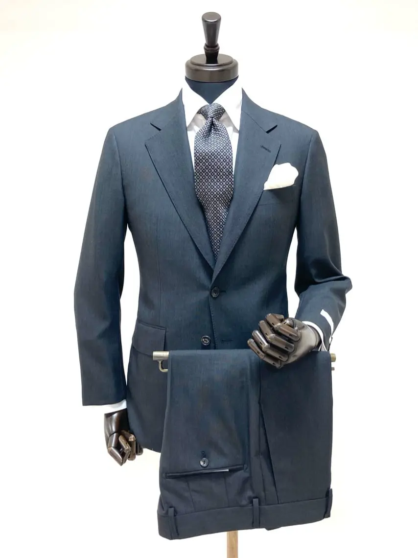  平石 コーディネート画像