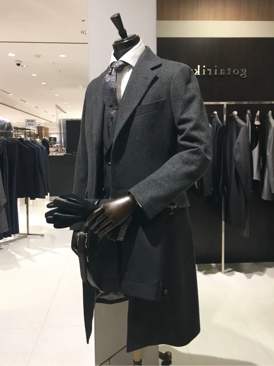 GOTAIRIKU 池田 コーディネート画像