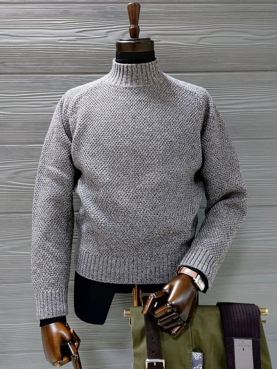 GOTAIRIKU 八幡 コーディネート画像