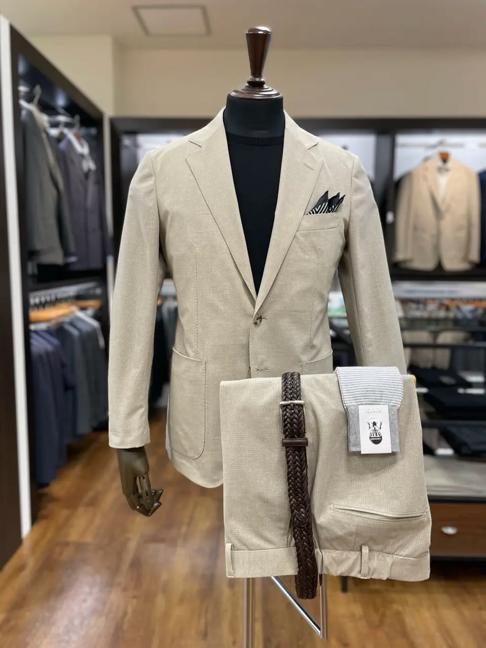 GOTAIRIKU 星野 コーディネート画像