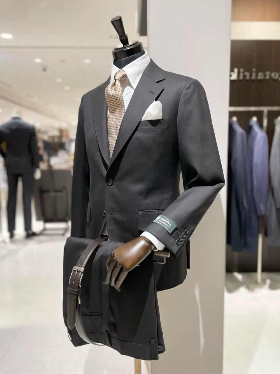 GOTAIRIKU 池田 コーディネート画像