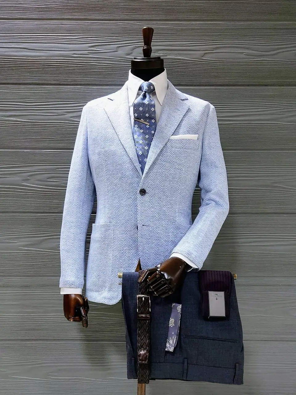  八幡 コーディネート画像