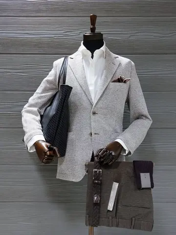 GOTAIRIKU 八幡 コーディネート画像