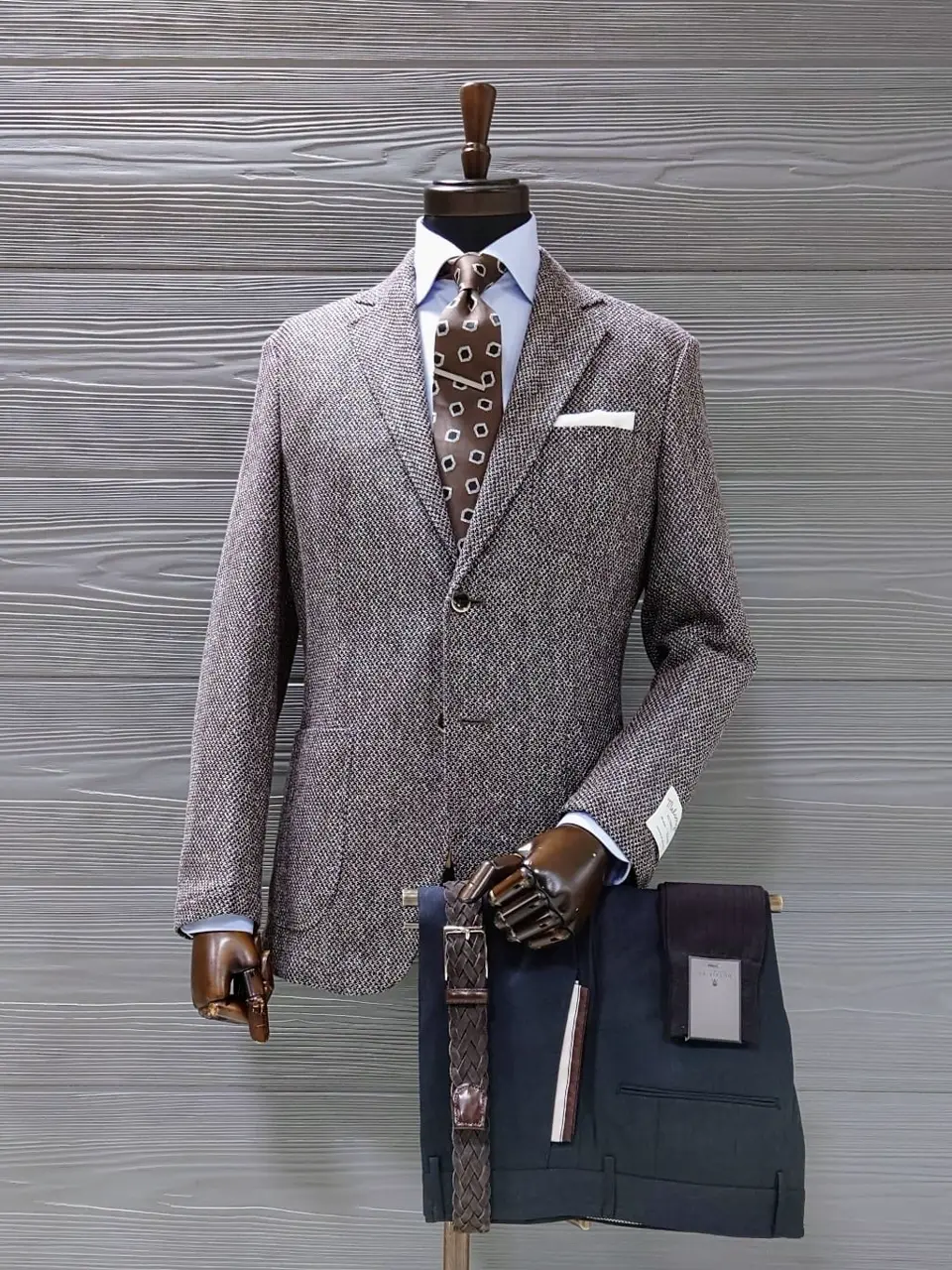  八幡 コーディネート画像