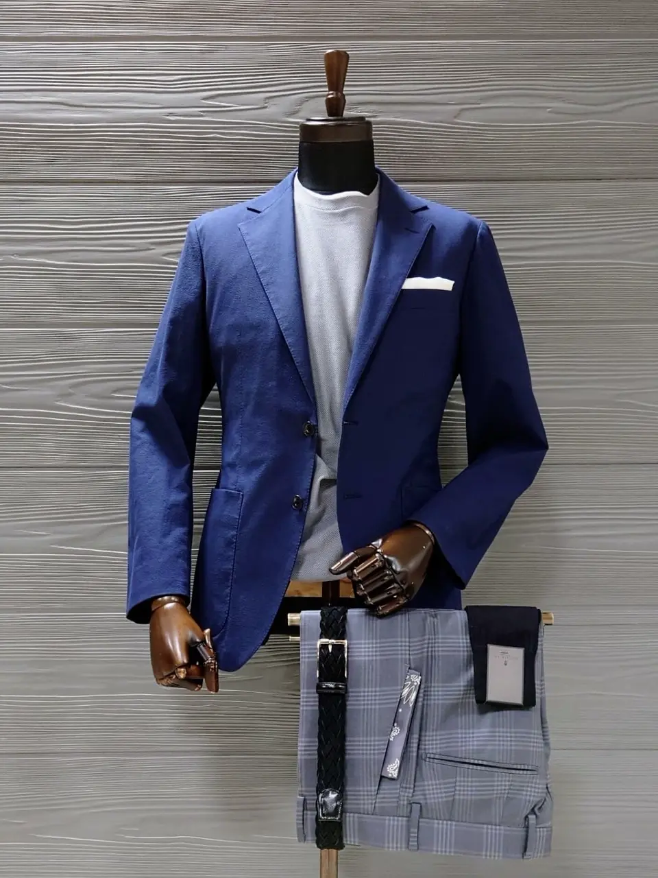 GOTAIRIKU 八幡 コーディネート画像