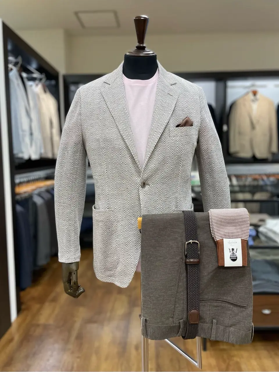 GOTAIRIKU 星野 コーディネート画像