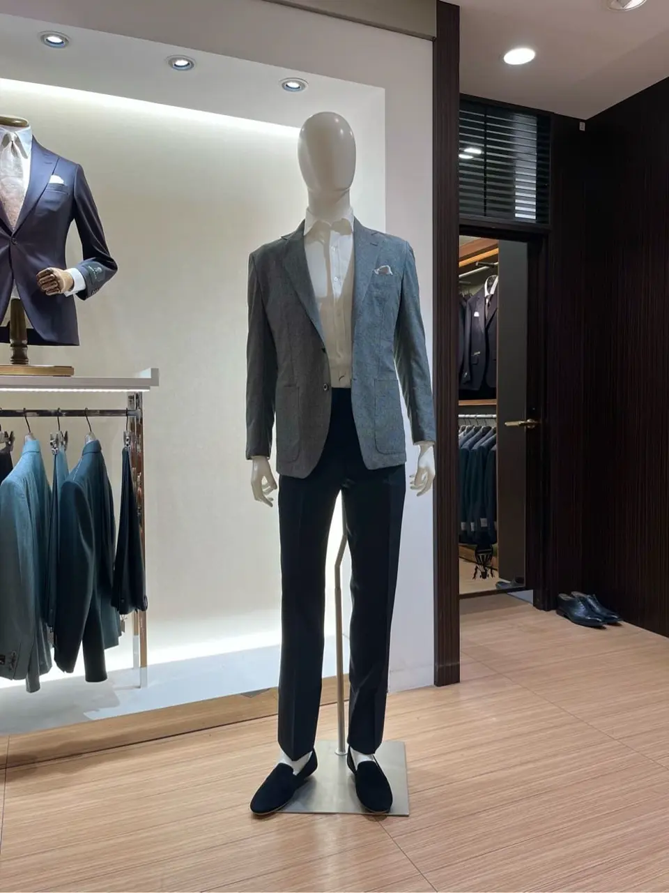  野村 コーディネート画像