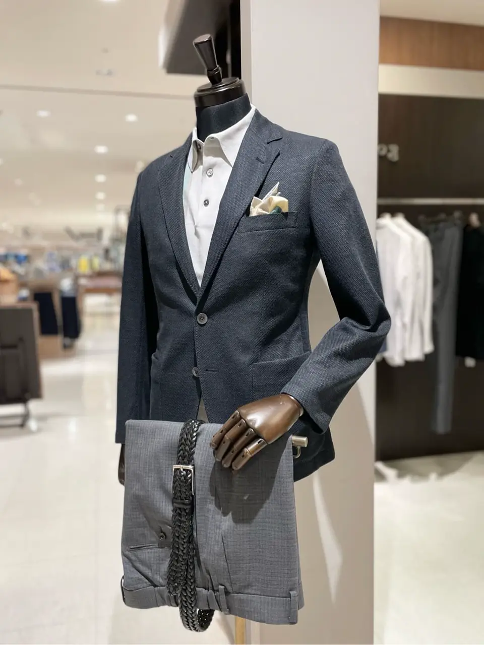 GOTAIRIKU 池田 コーディネート画像