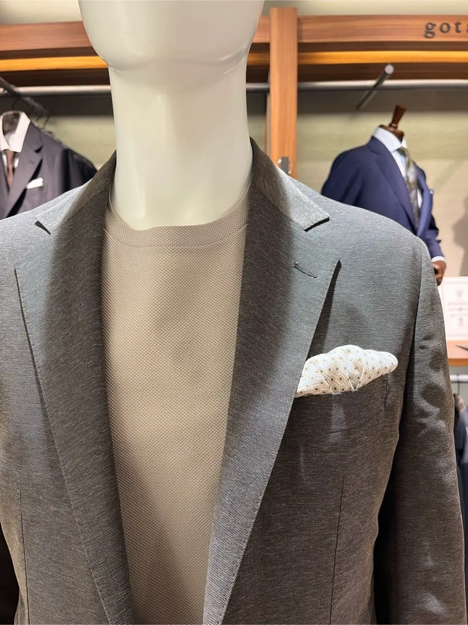 GOTAIRIKU 野村 コーディネート画像