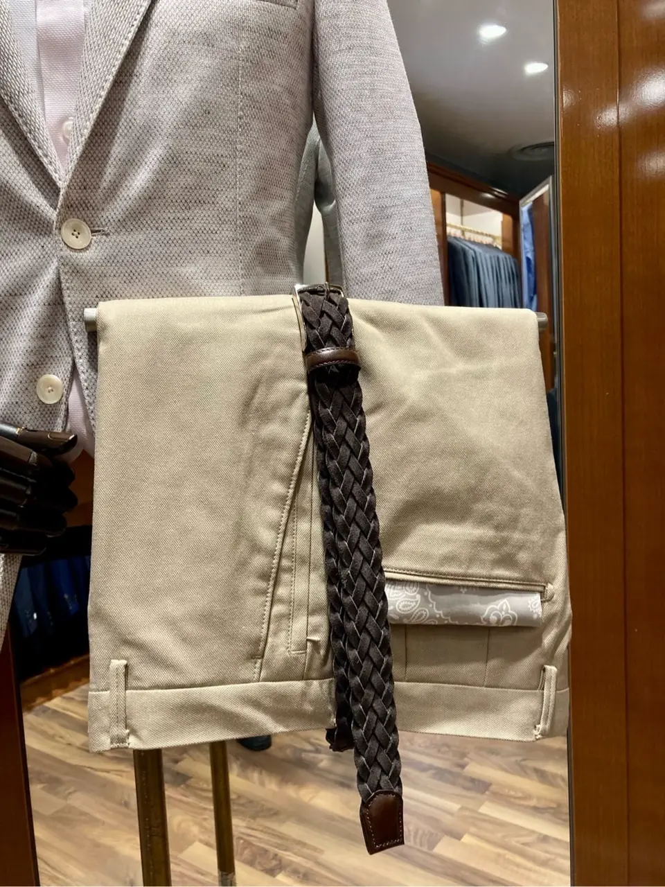 GOTAIRIKU 野上 コーディネート画像