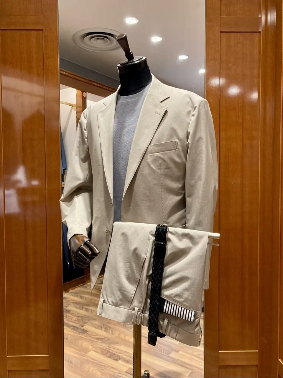 GOTAIRIKU 野上 コーディネート画像