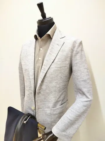 GOTAIRIKU 江坂 コーディネート画像