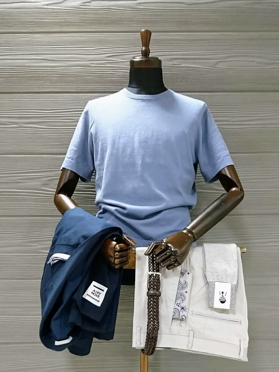 GOTAIRIKU 八幡 コーディネート画像