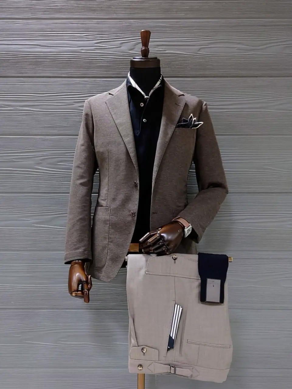 GOTAIRIKU 八幡 コーディネート画像