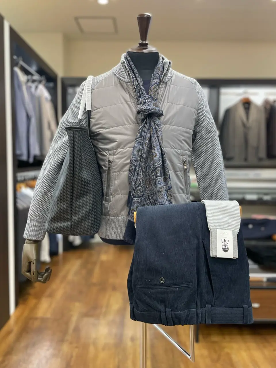 GOTAIRIKU 星野 コーディネート画像