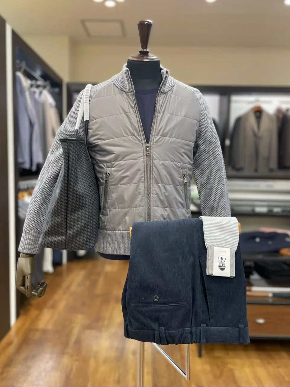 GOTAIRIKU 星野 コーディネート画像