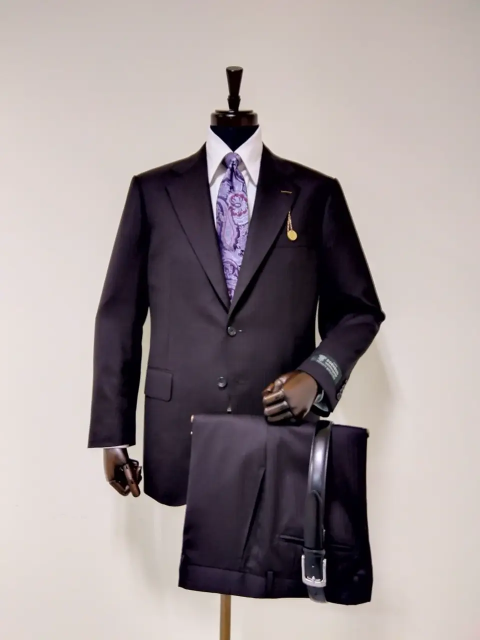  金子 コーディネート画像