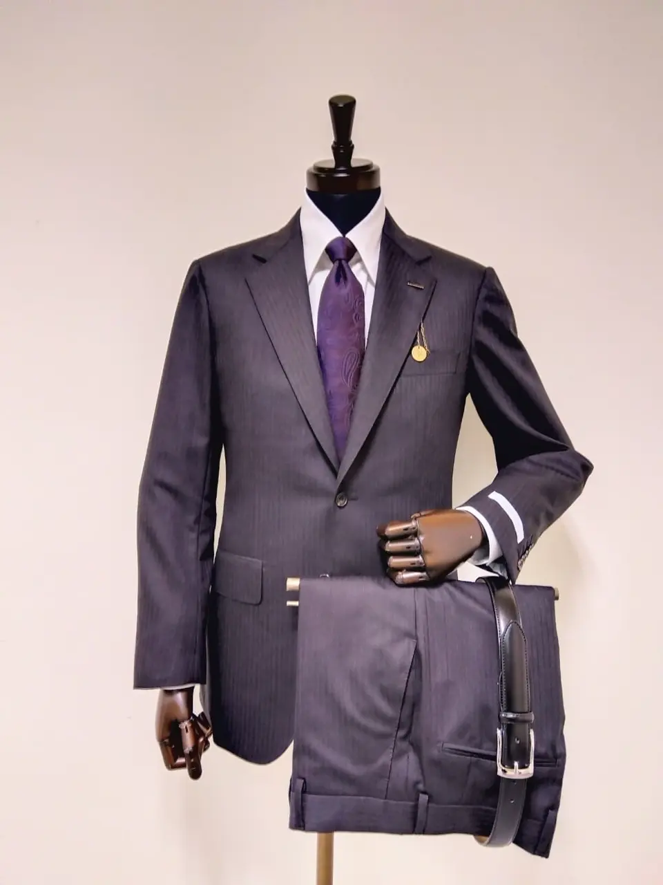  金子 コーディネート画像