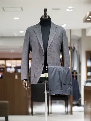 GOTAIRIKU スタッフ コーディネート画像