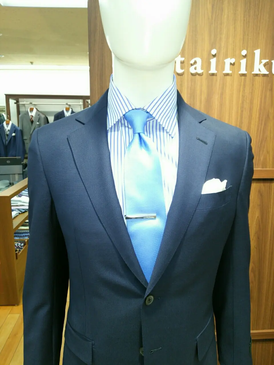 GOTAIRIKU 江坂 コーディネート画像