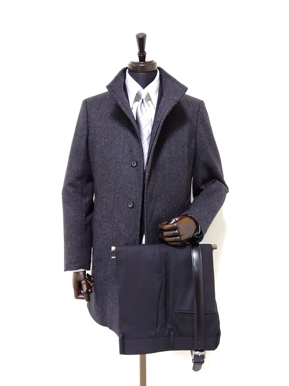  金子 コーディネート画像