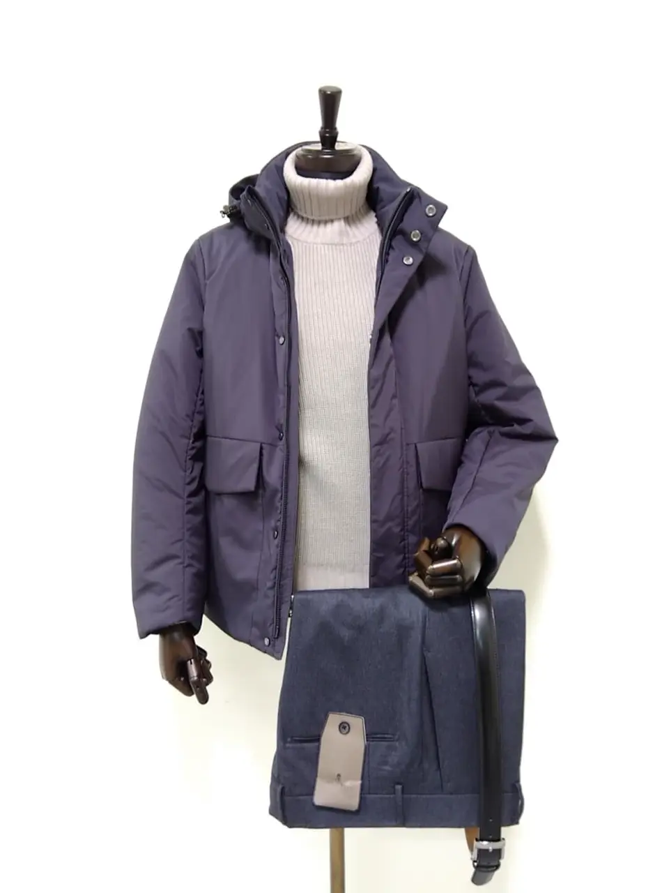  金子 コーディネート画像