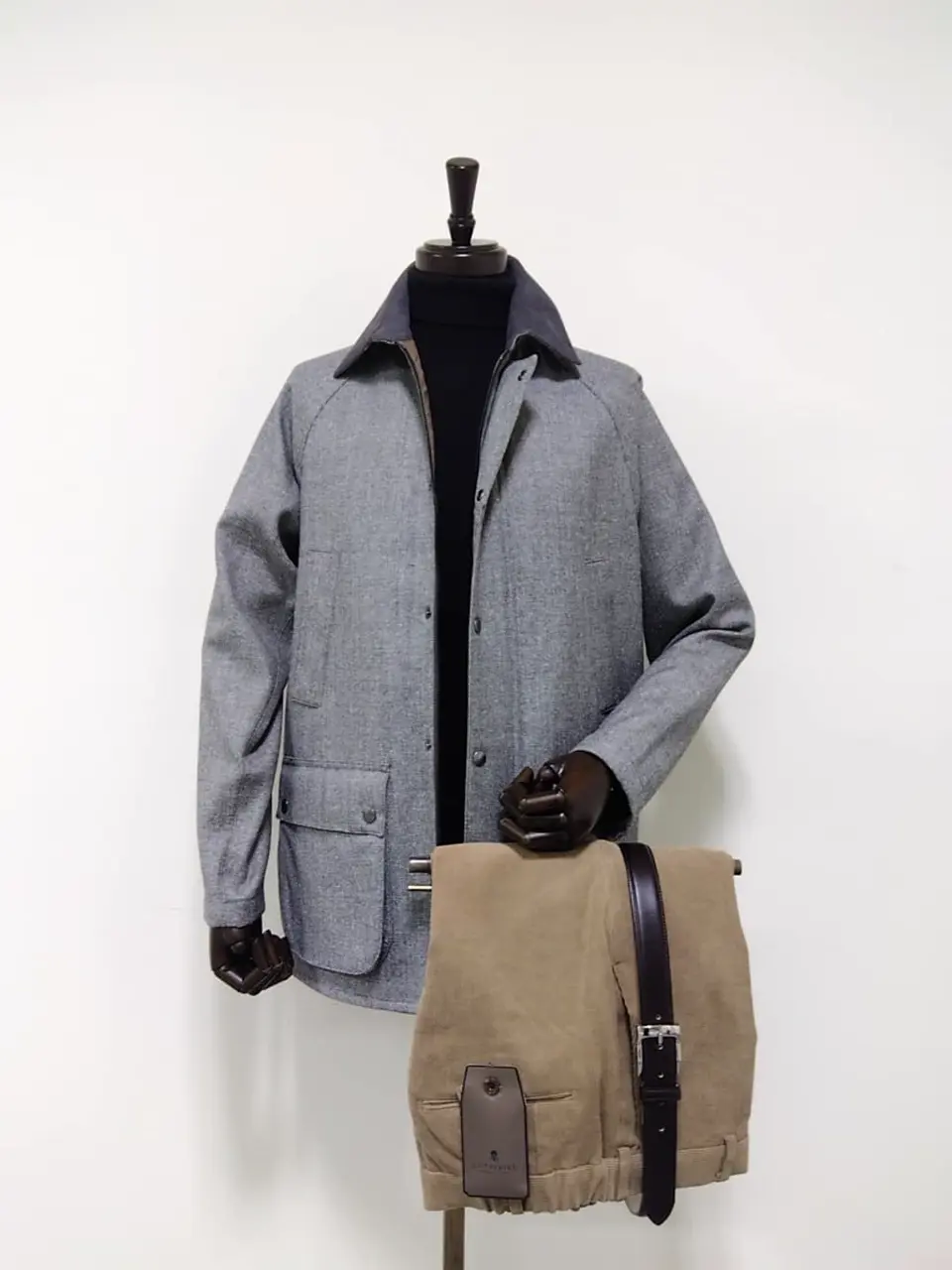  金子 コーディネート画像