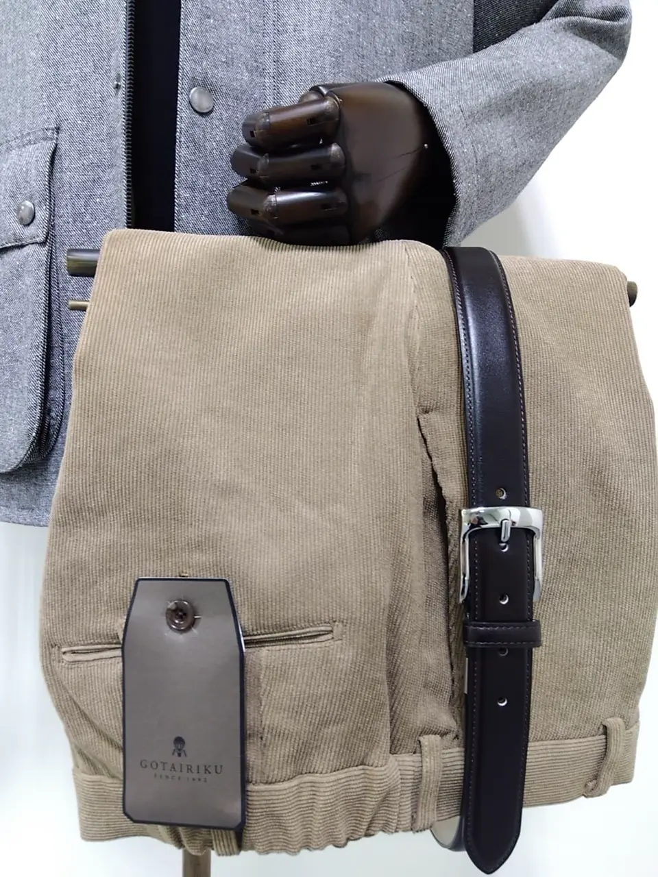 GOTAIRIKU 金子 コーディネート画像