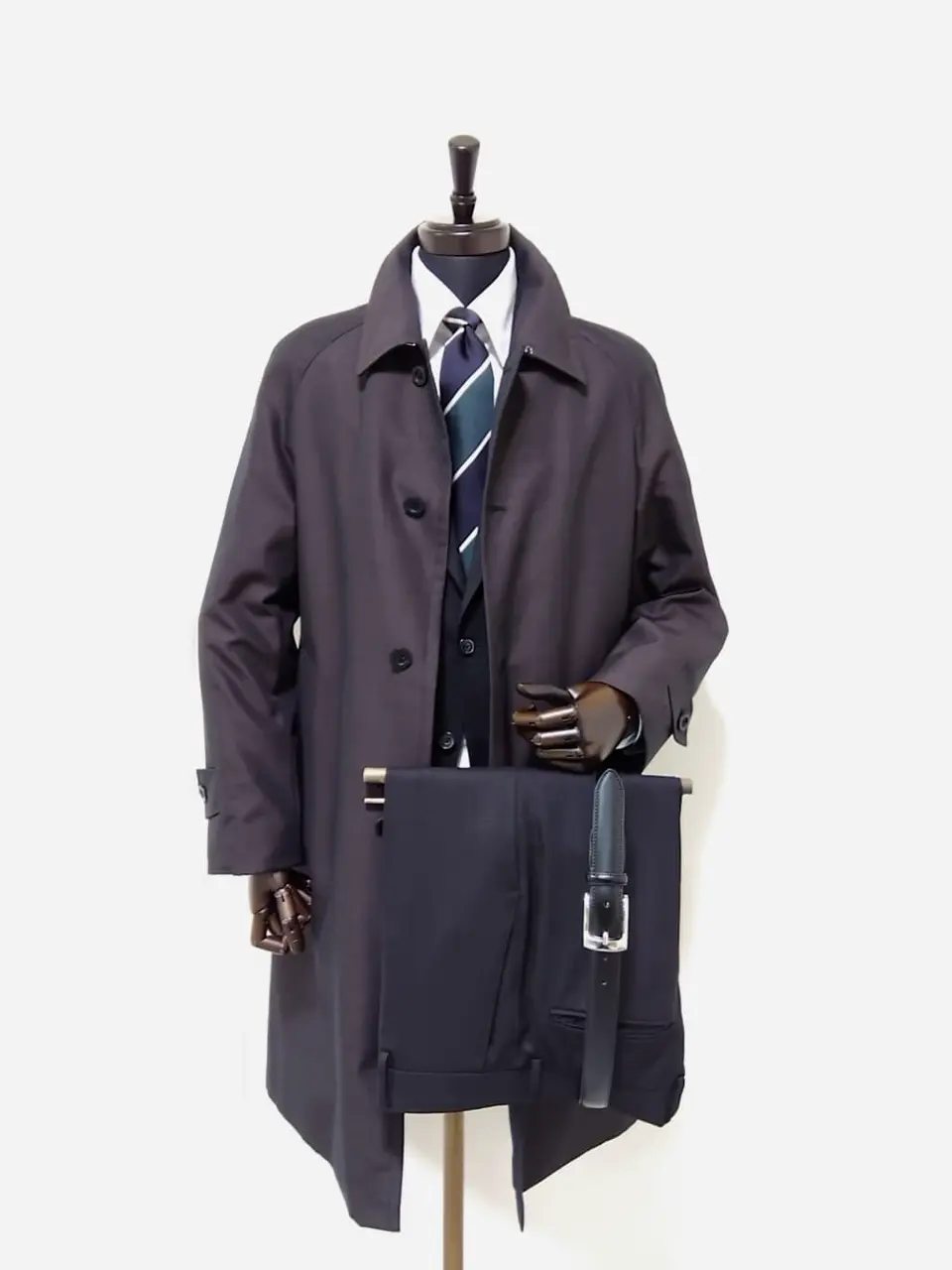  金子 コーディネート画像