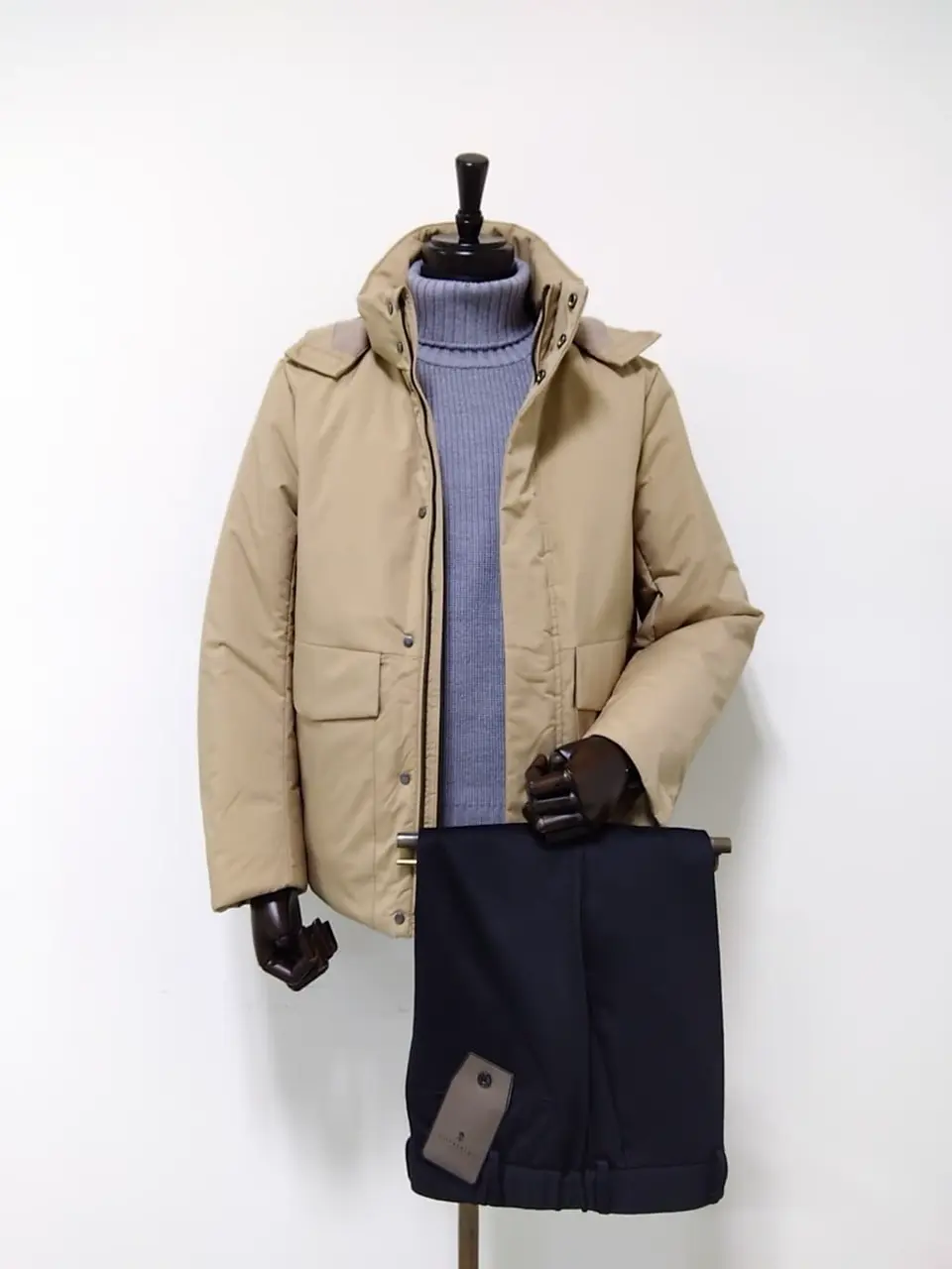  金子 コーディネート画像