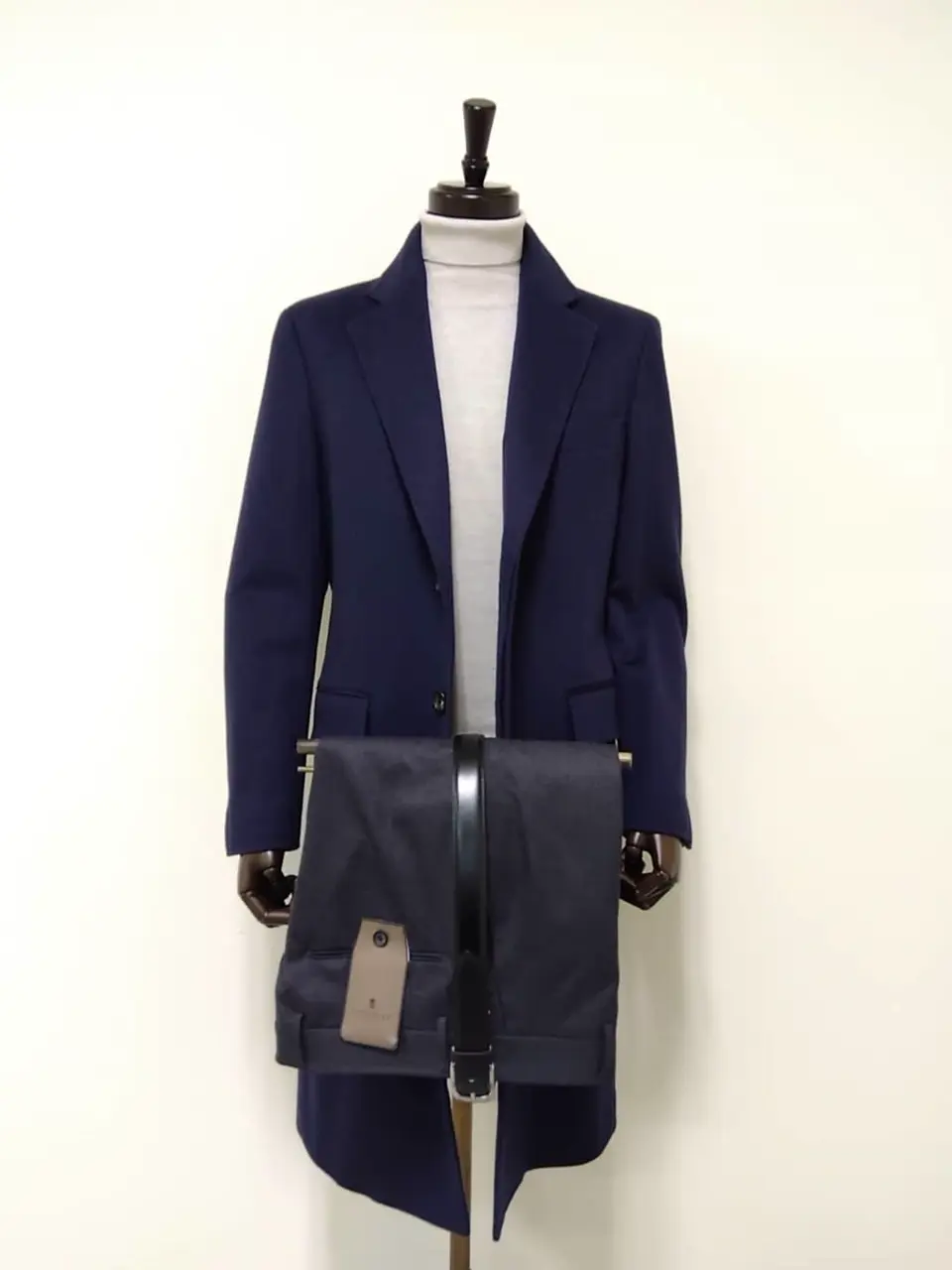  金子 コーディネート画像