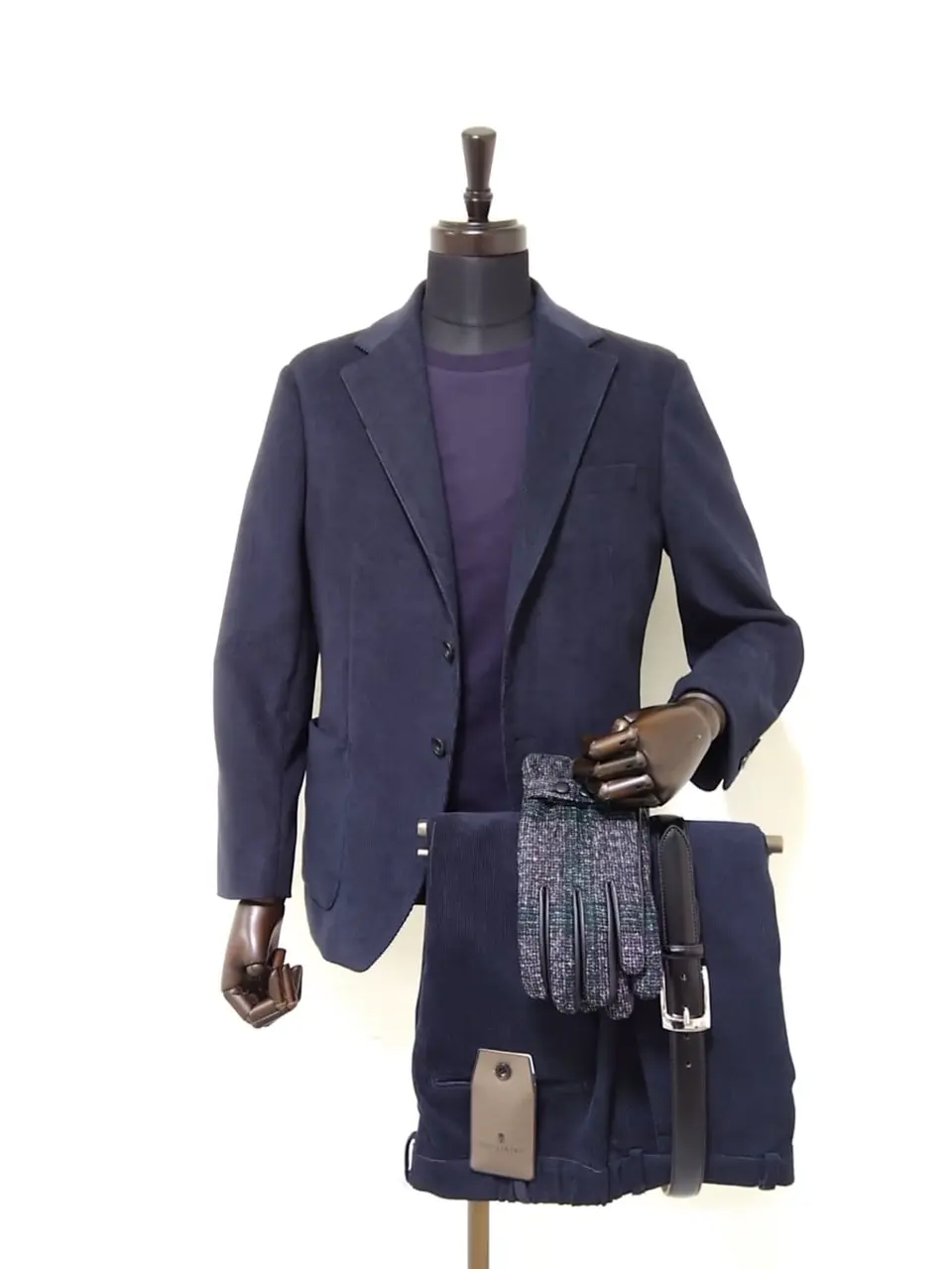  金子 コーディネート画像