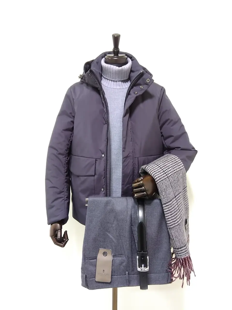  金子 コーディネート画像